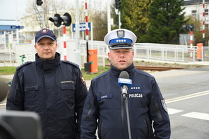 policjanci