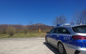 radiowóz, widok na Tarnicę