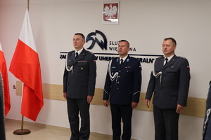komednanci służb