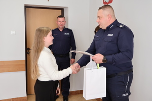 laureatka, komendanci