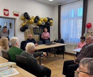 radca prawny, policjant, seniorzy