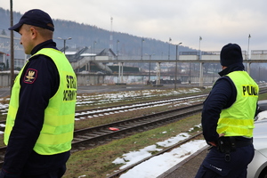 funkcjonariusze Policji i SOK-u