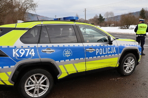 policjant radiowóz