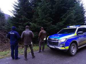 policjanci i Straż Leśna